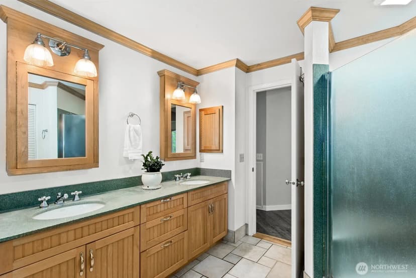 Property photo for 24417 Se 46th Street, Sammamish photo 21
