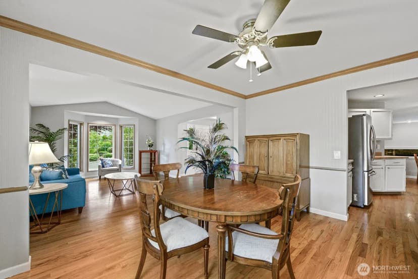 Property photo for 24417 Se 46th Street, Sammamish photo 8
