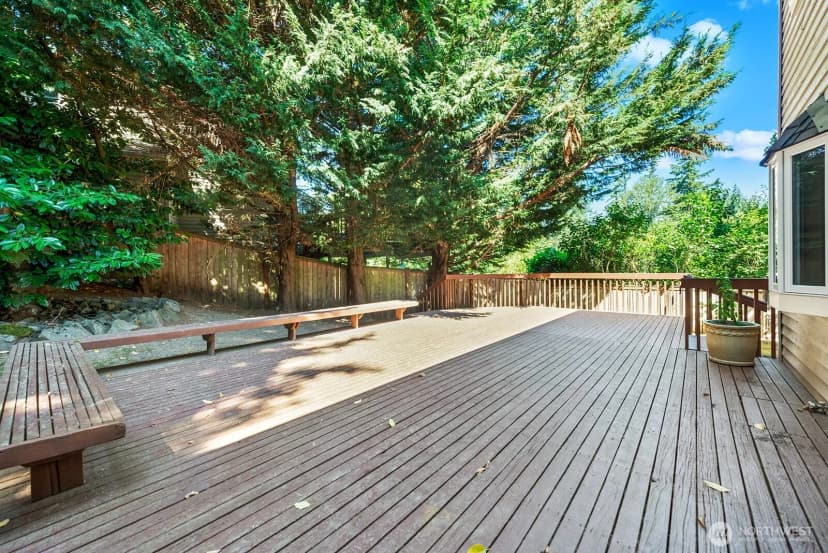 Property photo for 24417 Se 46th Street, Sammamish photo 29