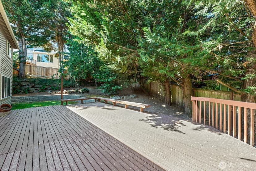 Property photo for 24417 Se 46th Street, Sammamish photo 30