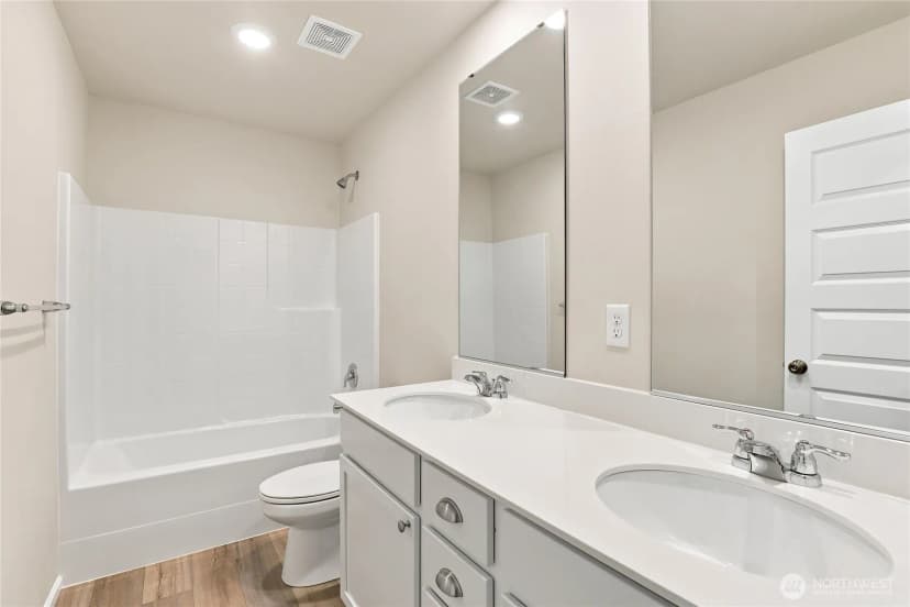 Property photo for 4437 Explorer Avenue, Port Orchard photo 23