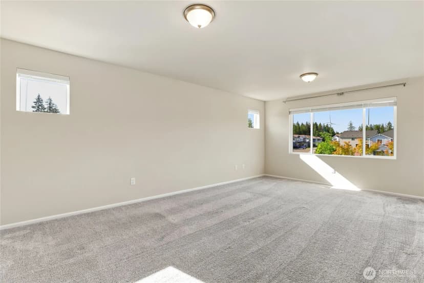 Property photo for 4437 Explorer Avenue, Port Orchard photo 18