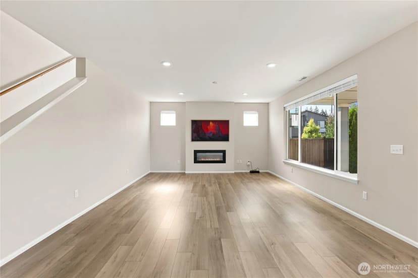 Property photo for 4437 Explorer Avenue, Port Orchard photo 17