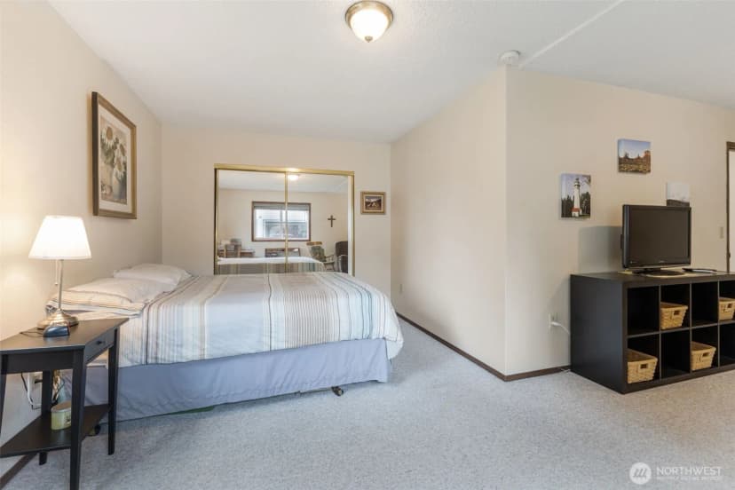 Property photo for 15120 Elm Street E, Sumner photo 16