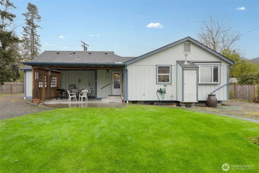 Property photo for 15120 Elm Street E, Sumner photo 28