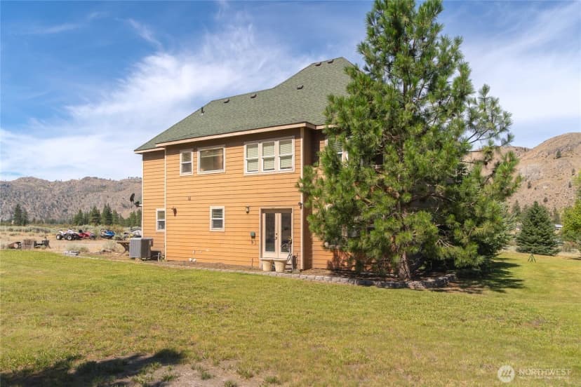 Property photo for 44 Crumbacher Road, Tonasket photo 14