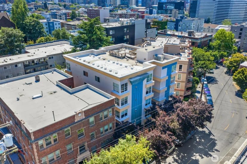 Property photo for 717 E Denny Way #3a, Seattle