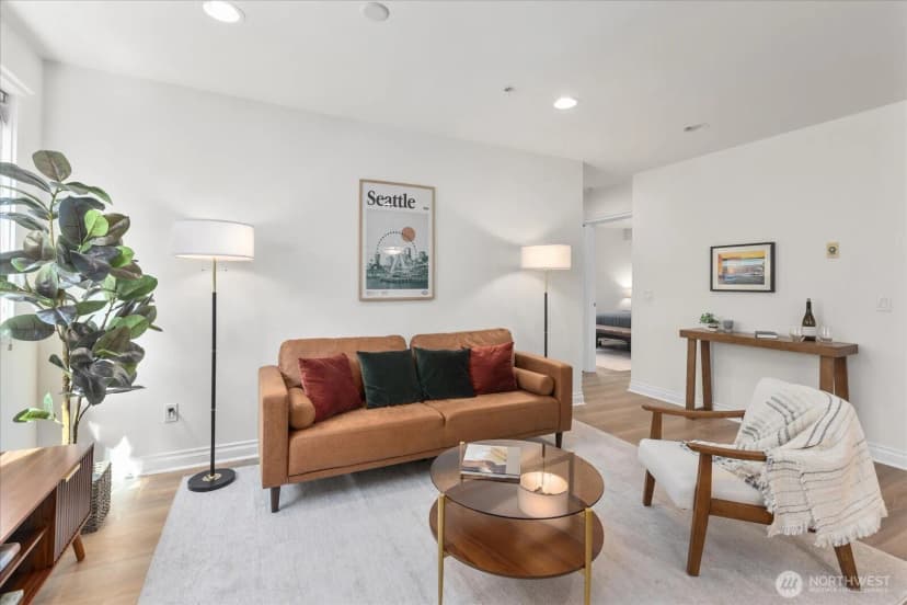 Property photo for 717 E Denny Way #3a, Seattle photo 6