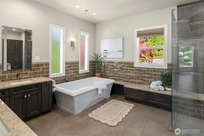 Property photo for 2916 Horsehead Bay Drive Nw, Gig Harbor photo 17