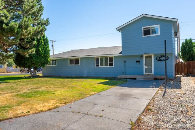 Property photo for 1608 C St. Sw, Ephrata