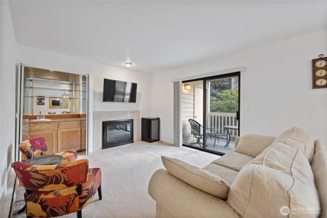 Property photo for 12840 Se 40th Court #c5, Bellevue photo 3