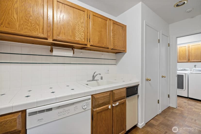 Property photo for 12840 Se 40th Court #c5, Bellevue photo 17