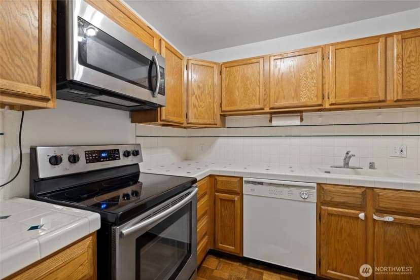 Property photo for 12840 Se 40th Court #c5, Bellevue photo 15