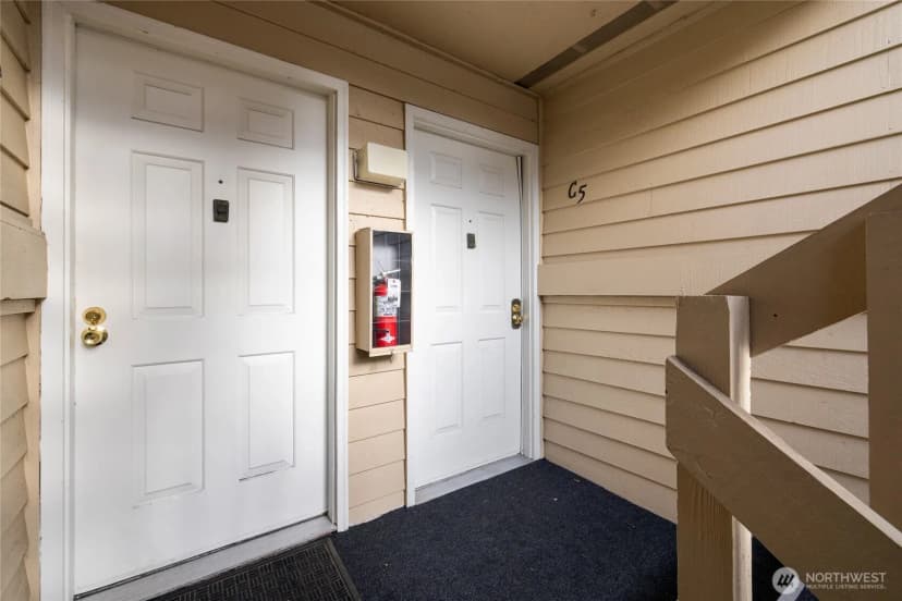 Property photo for 12840 Se 40th Court #c5, Bellevue photo 34