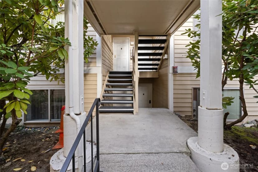 Property photo for 12840 Se 40th Court #c5, Bellevue photo 33