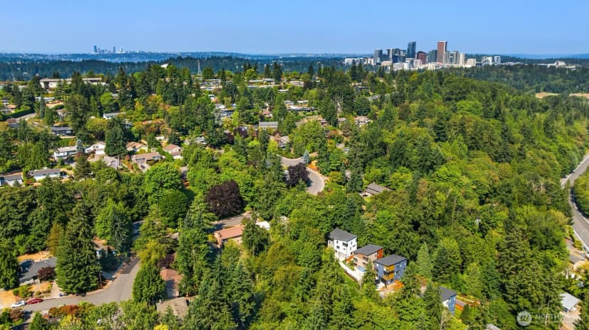 Property photo for 13032 Se 19th Court, Bellevue photo 40