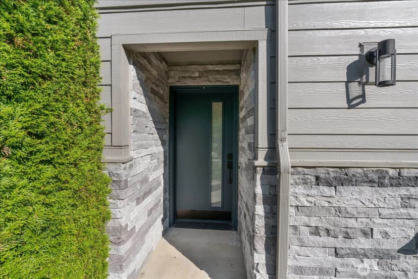Property photo for 17905 35th Avenue Se #b4, Bothell photo 2