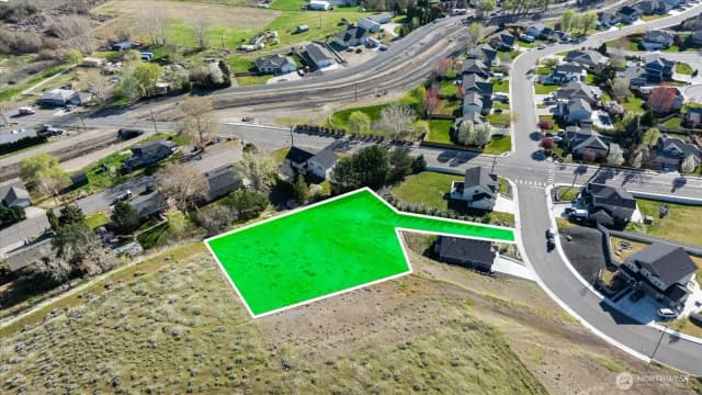 Property photo for 3820 Bing Street, West Richland