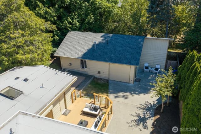 Property photo for 1925 Sw 167th Street, Burien photo 2