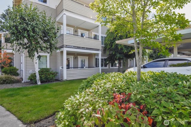 Property photo for 13405 97th Avenue E #107, Puyallup photo 2