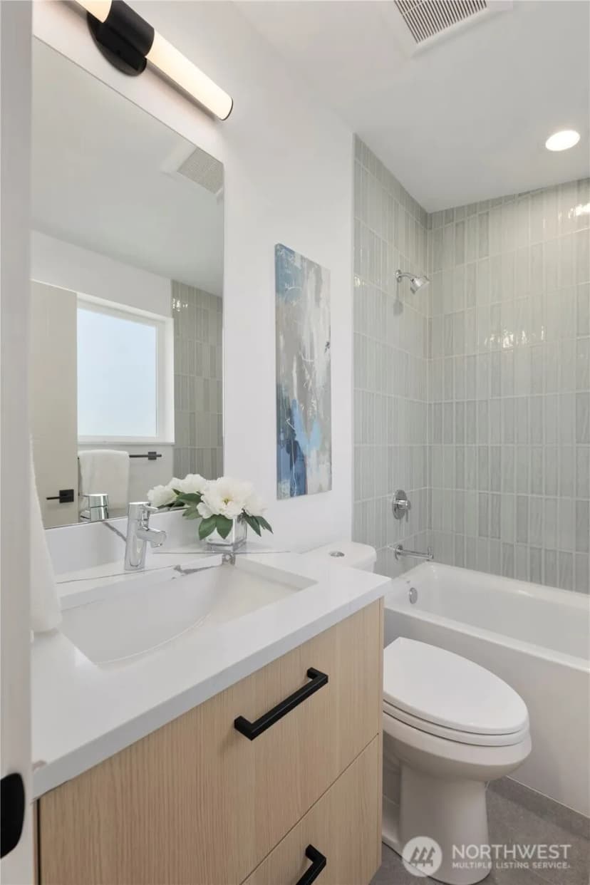 Property photo for 514 N 92nd Street, Seattle photo 31