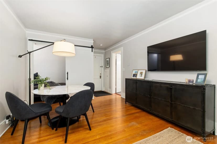 Property photo for 4725 15th Avenue Ne #12, Seattle photo 9