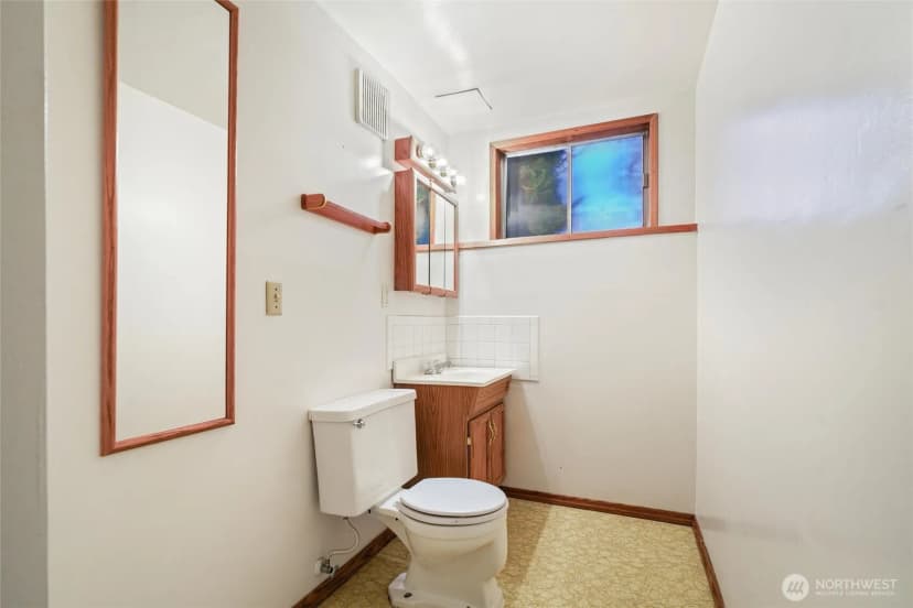 Property photo for 741 Hemlock Street, Edmonds photo 29