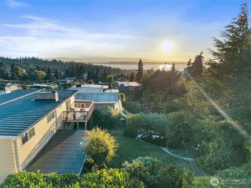 Property photo for 741 Hemlock Street, Edmonds photo 38