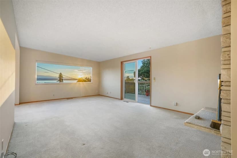 Property photo for 741 Hemlock Street, Edmonds photo 14