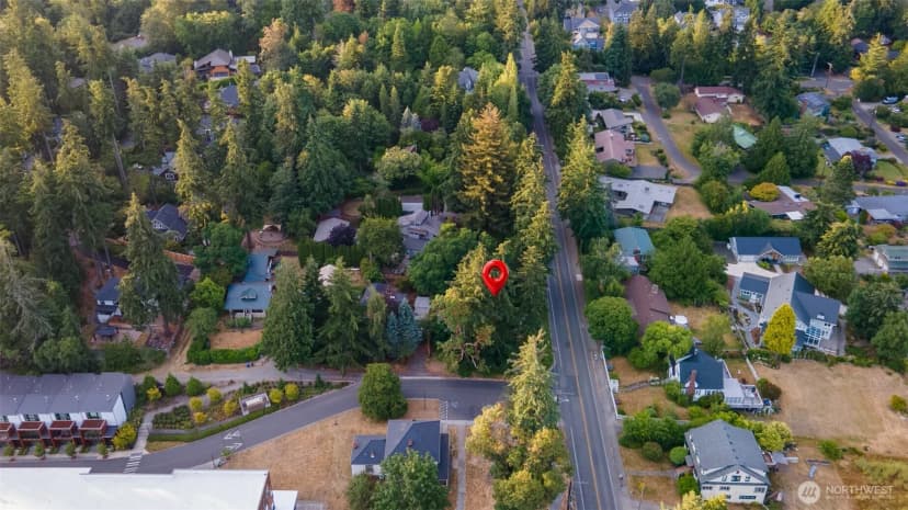 Property photo for 868 Gilmore Way Ne, Bainbridge Island photo 9