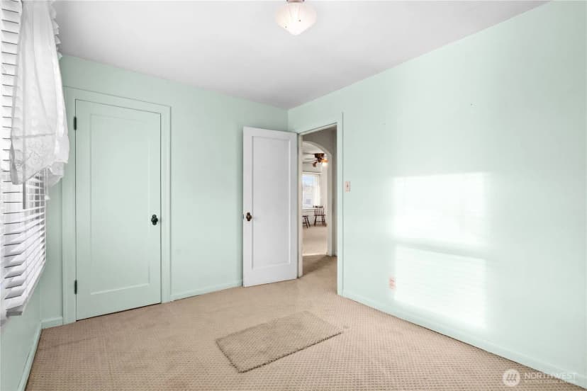Property photo for 5528 23rd Street E, Fife photo 17