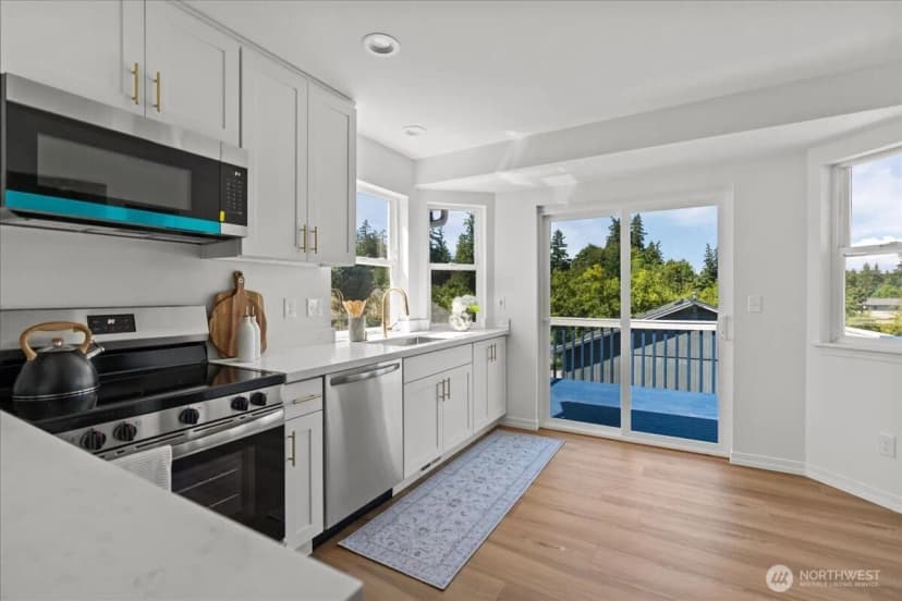 Property photo for 2956 Lowren Loop, Port Orchard photo 10