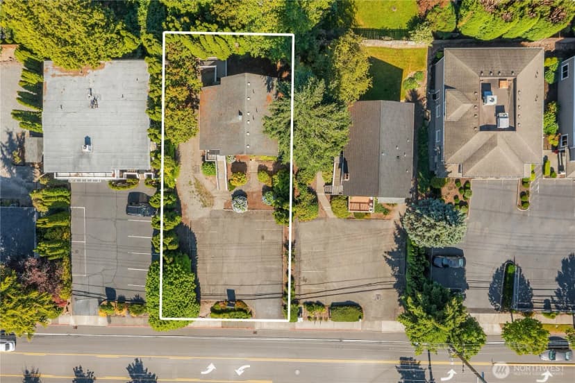 Property photo for 816 6th Street S, Kirkland photo 13