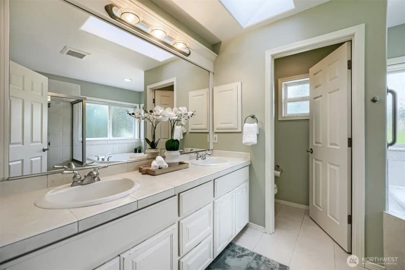 Property photo for 12612 Se 261st Street, Kent photo 18
