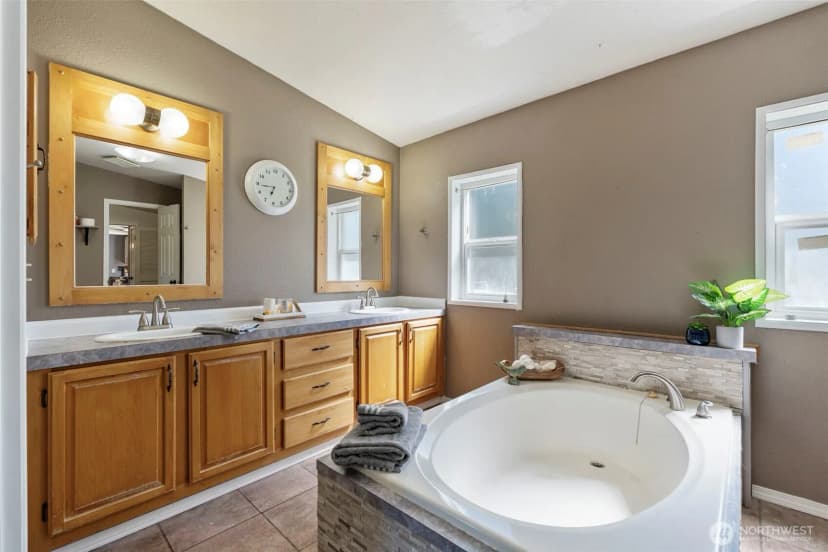 Property photo for 217 Drews Prairie Road, Toledo photo 23