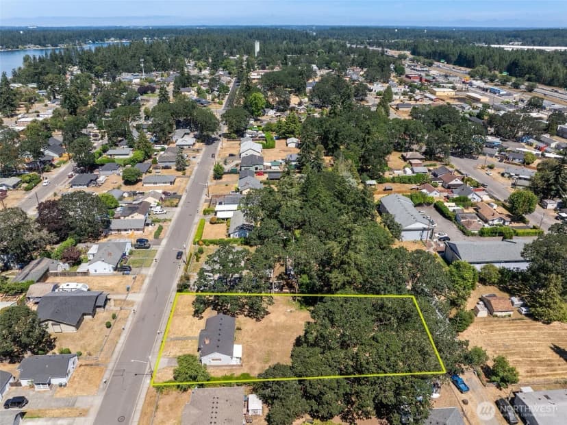 Property photo for 15401 Grant Avenue Sw, Lakewood photo 22