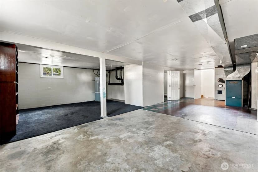 Property photo for 15401 Grant Avenue Sw, Lakewood photo 14
