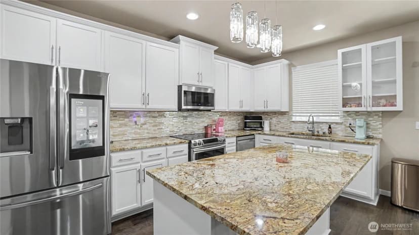 Property photo for 24212 114th Place Se, Kent photo 14