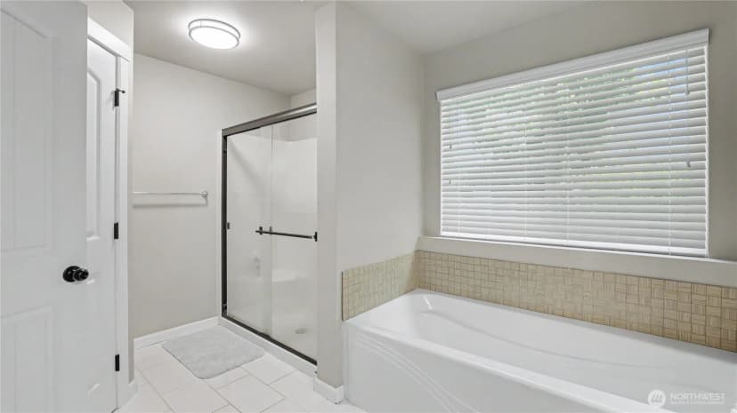 Property photo for 24212 114th Place Se, Kent photo 23