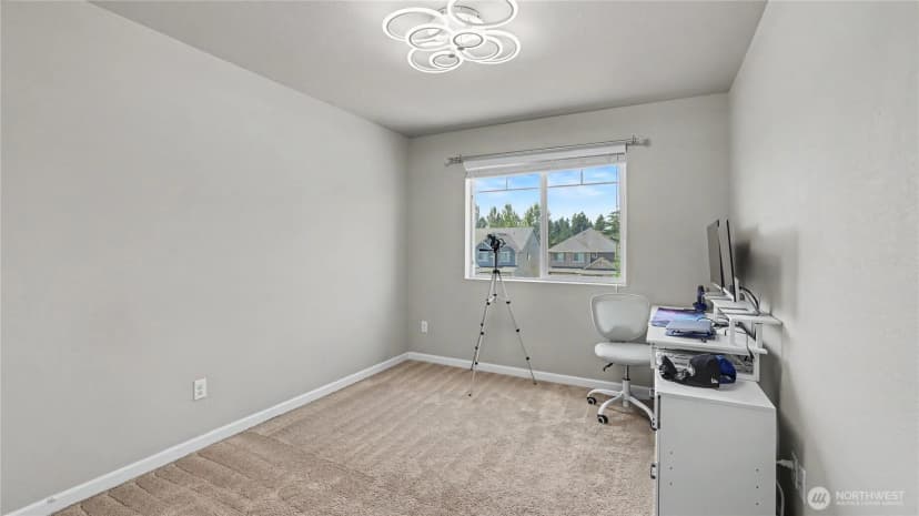 Property photo for 24212 114th Place Se, Kent photo 25