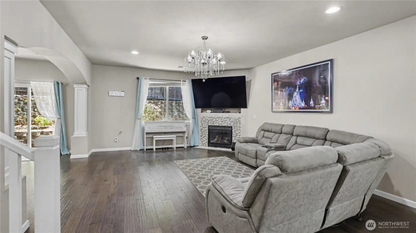 Property photo for 24212 114th Place Se, Kent photo 9
