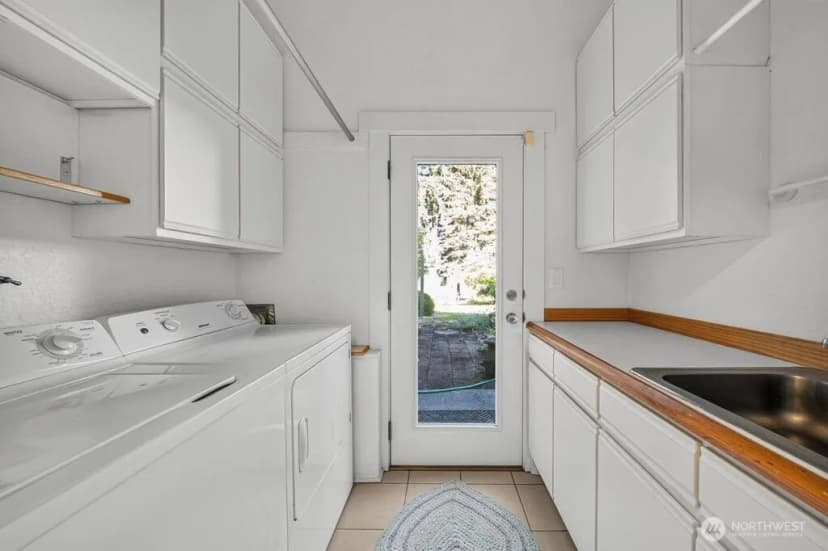 Property photo for 816 Percival Street Sw, Olympia photo 30