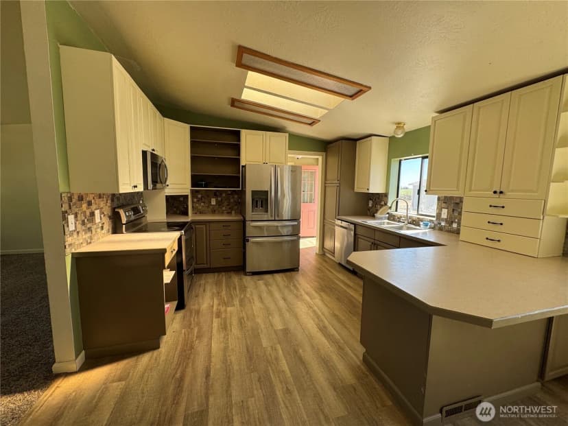 Property photo for 26037 Sw Road O, Mattawa photo 28