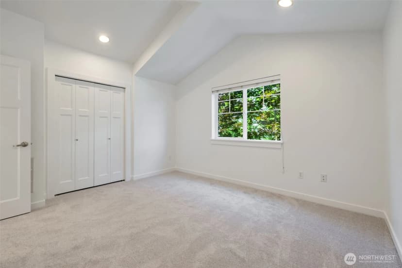 Property photo for 935 N 97th Street #b, Seattle photo 27
