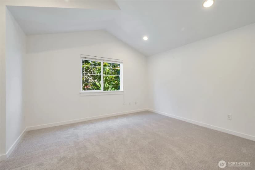 Property photo for 935 N 97th Street #b, Seattle photo 25