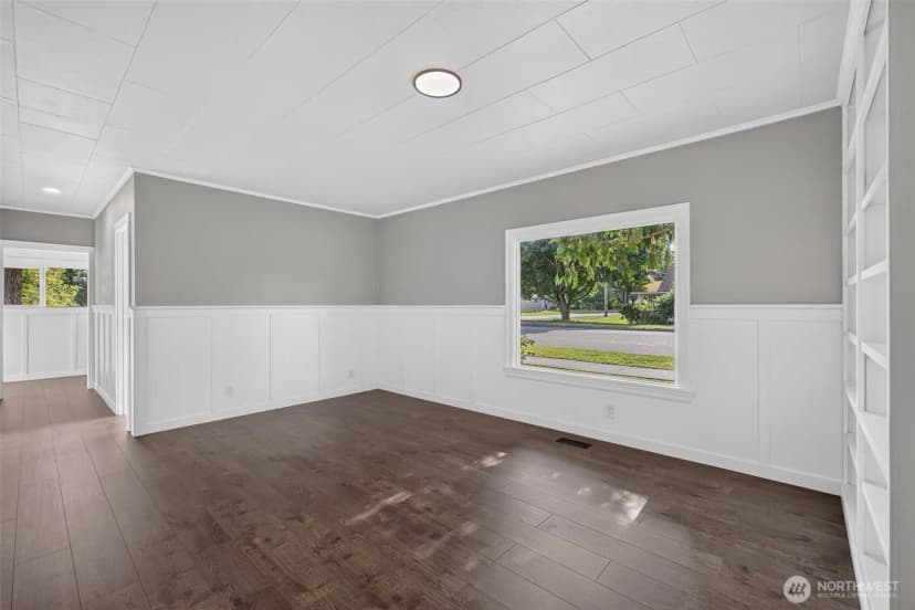 Property photo for 902 Fidalgo Street, Sedro Woolley photo 19