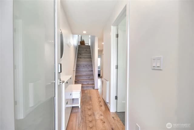Property photo for 3025 62nd Avenue Sw, Seattle photo 5