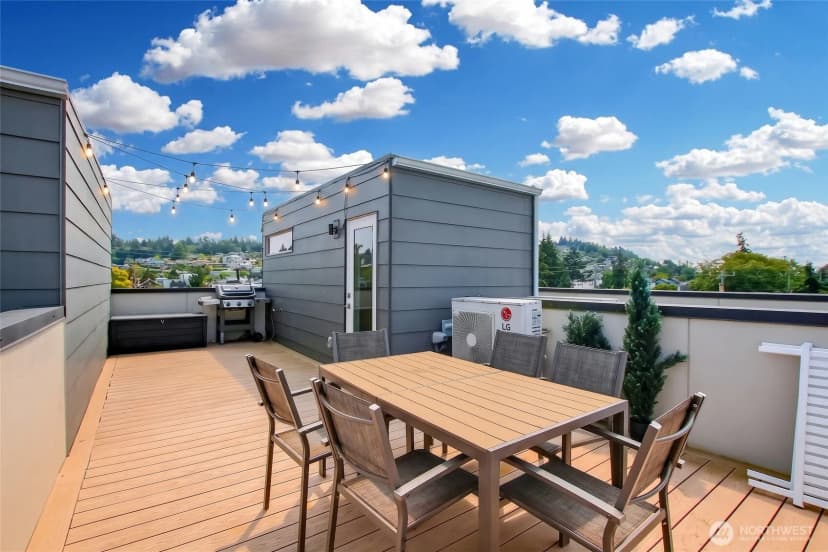 Property photo for 3025 62nd Avenue Sw, Seattle photo 23