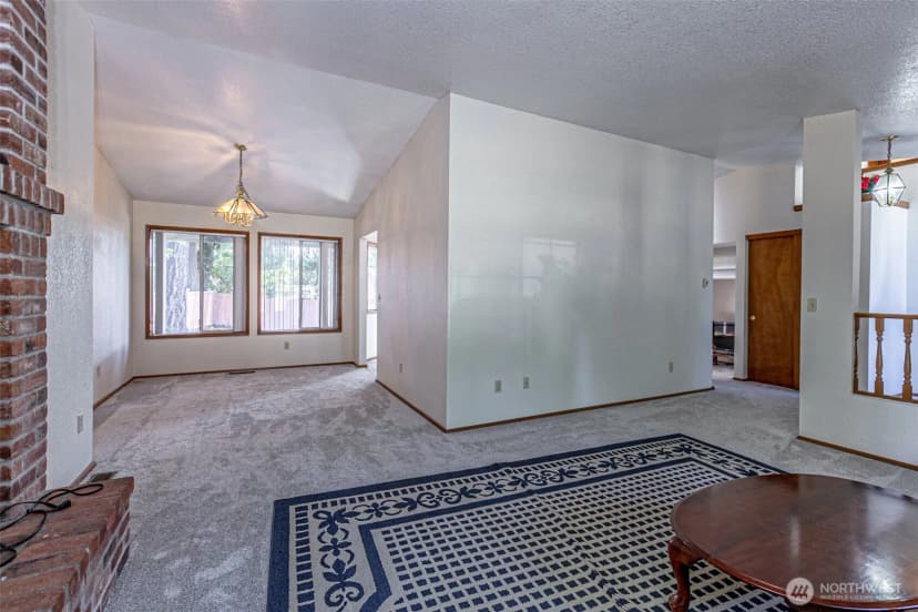 Property photo for 6305 75th Avenue Ct W, University Place photo 7