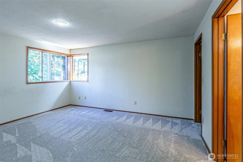 Property photo for 6305 75th Avenue Ct W, University Place photo 24